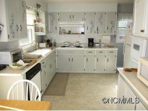 32 Marlowe Drive - Photo 2