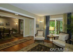 117 Skyview Drive - Photo 4