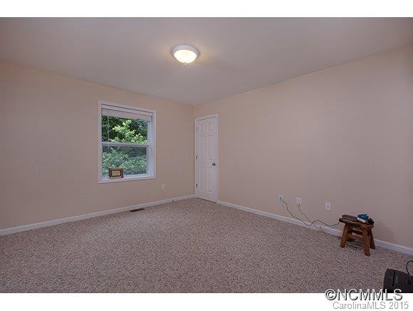 277 Dragon Tail Drive - Photo 17