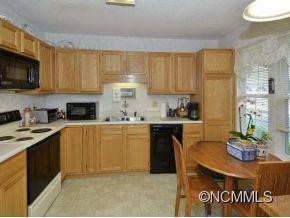 802 Woodlea Court - Photo 5