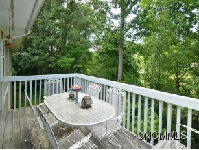 802 Woodlea Court - Photo 7