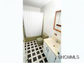 185 HARVEY OSTEEN ROAD - Photo 12