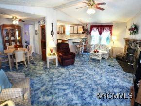 381 KATIE DRIVE - Photo 3