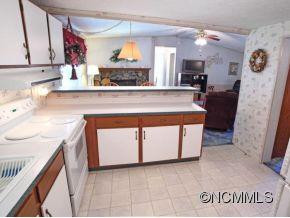 381 KATIE DRIVE - Photo 6