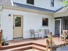 29 Grove Street - Photo 5