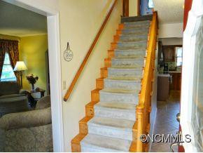 29 Grove Street - Photo 8