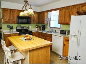 29 Grove Street - Photo 9