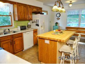 29 Grove Street - Photo 10