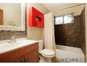 39 McDade - Photo 12