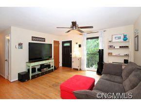 39 McDade - Photo 3