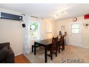 39 McDade - Photo 4