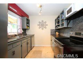 39 McDade - Photo 6
