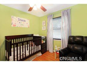 39 McDade - Photo 9