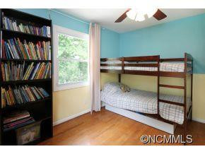 39 McDade - Photo 10