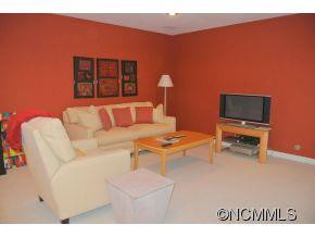 898 Tsisqua Circle - Photo 15