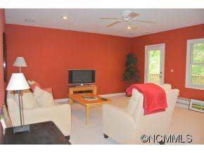 898 Tsisqua Circle - Photo 17