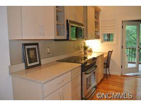 898 Tsisqua Circle - Photo 7