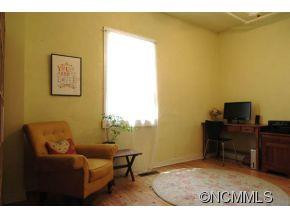 121 Forest Hill Drive - Photo 11