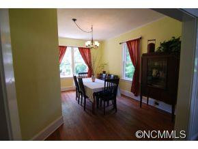 121 Forest Hill Drive - Photo 3