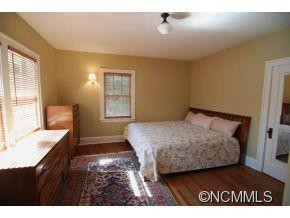 121 Forest Hill Drive - Photo 6