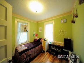208 BROOKS COVE RD - Photo 12