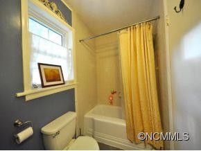 208 BROOKS COVE RD - Photo 10