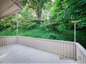 113 DEERLAKE DRIVE - Photo 11