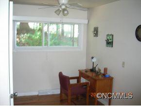 2 White Pine Court - Photo 4
