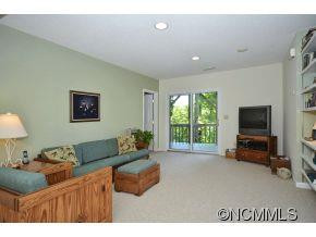2441 W. Cumming Woods Lane - Photo 10