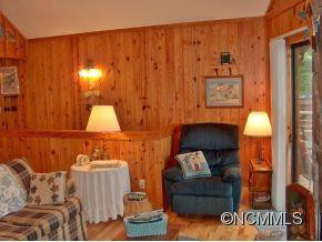 331 Spring Drive - Photo 8