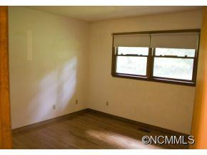 6 Meadowview Terrace - Photo 11
