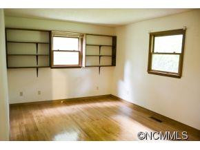 6 Meadowview Terrace - Photo 12