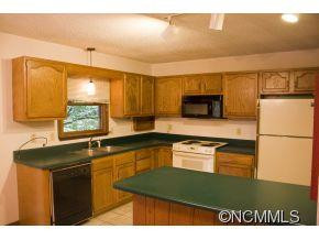6 Meadowview Terrace - Photo 8