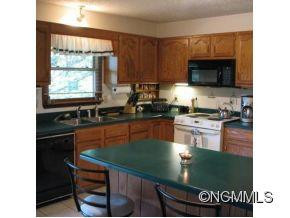 6 Meadowview Terrace - Photo 9