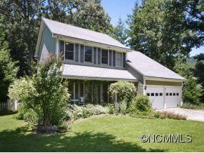 14 Bear Knoll Drive