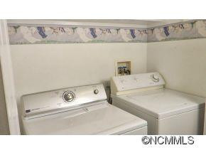 19 Westmont Drive - Photo 17