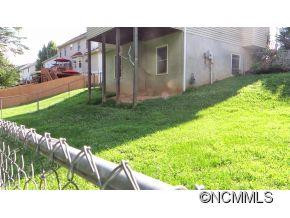 19 Westmont Drive - Photo 3