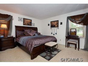 5 Fox Hollow Court - Photo 13