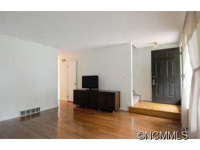 63 Unit 201 Shepard Square - Photo 3