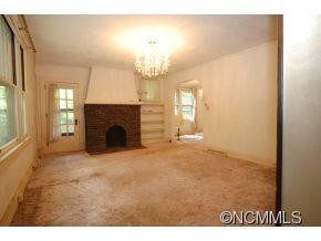 22 Laurel Avenue - Photo 2