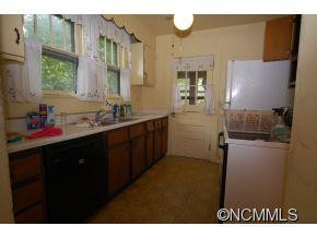 22 Laurel Avenue - Photo 3