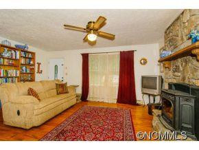 1 Deerpen Drive - Photo 4
