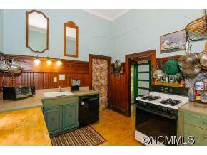 22 & 26 Woodbend Lane - Photo 7