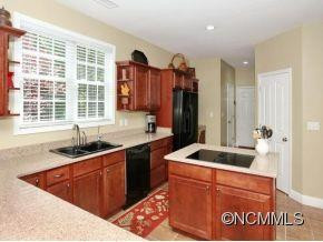 142 WOODBURN DRIVE - Photo 6