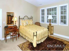 142 WOODBURN DRIVE - Photo 8