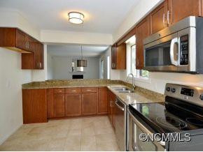 201 RACQUET CLUB ROAD UNIT 21 - Photo 2