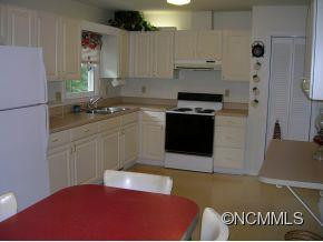 402 Ridge Road - Photo 2