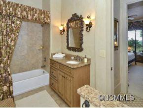 207 VILLAGE SPRINGS LANE - Photo 19