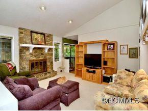 65 SLEEPY HOLLOW DR - Photo 7