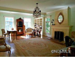 923 Country Club Road - Photo 4